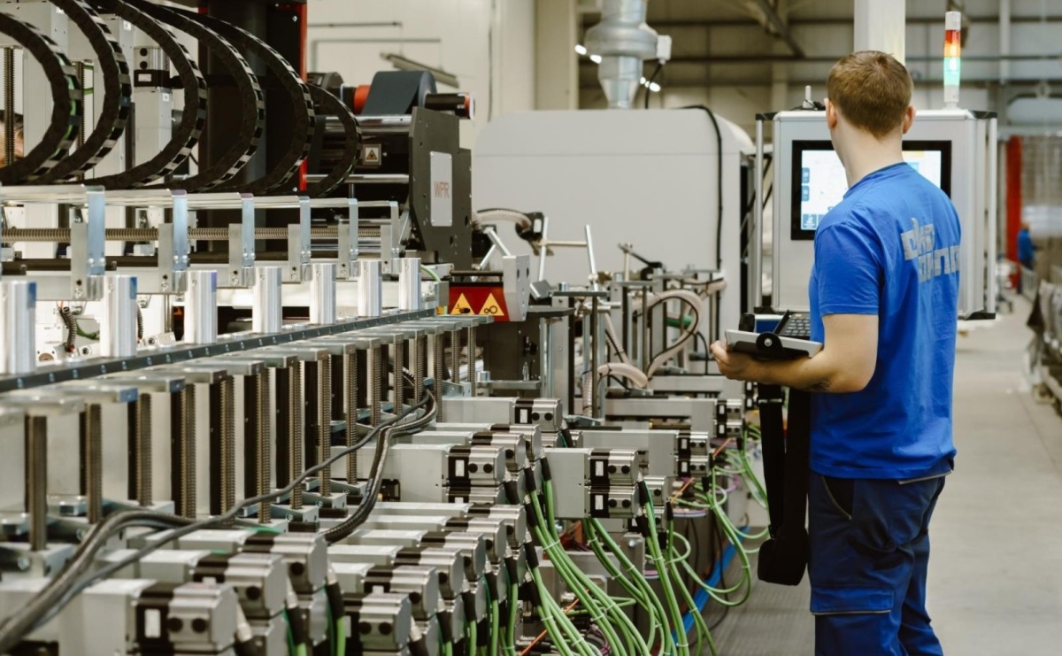 Eko-Okna jak trzy kopalnie? Gigant z Kornic wypłaca setki milionów wynagrodzeń - Serwis informacyjny z Raciborza - naszraciborz.pl