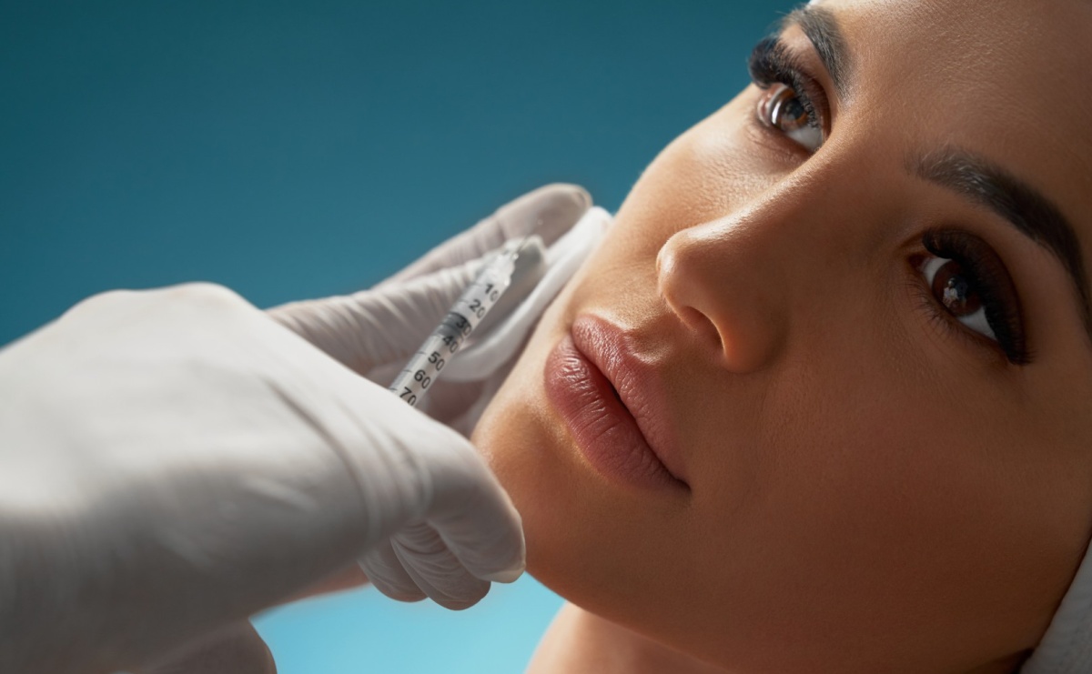 Najczęstsze wskazania do mezoterapii igłowej i efekty zabiegu - Serwis informacyjny z Raciborza - naszraciborz.pl