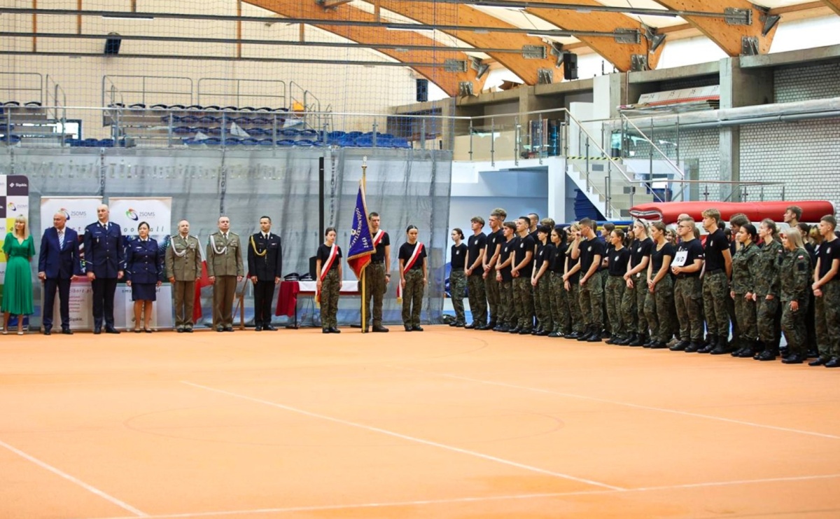 Straż Graniczna z Raciborza otwiera drzwi do munduru już w szkołach: profil mundurowy wkracza do ponadpodstawówek - Serwis informacyjny z Raciborza - naszraciborz.pl