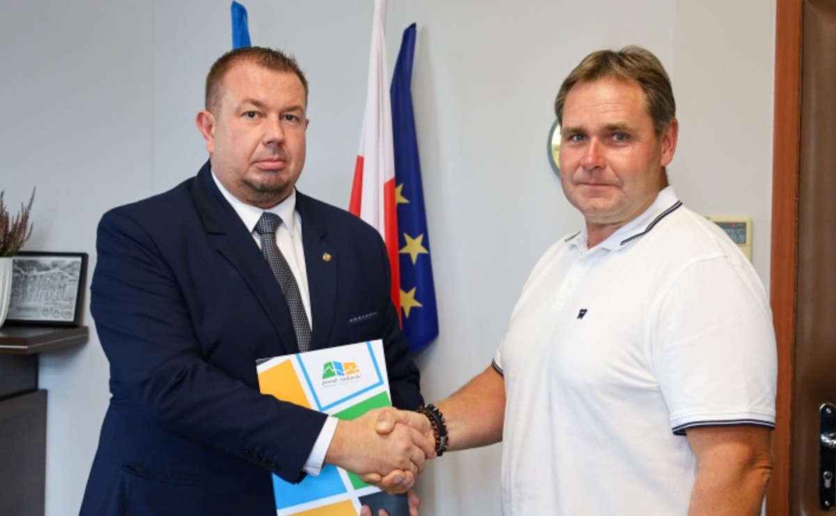 Kolejne umowy na scalanie gruntów w Lekartowie, Samborowicach i Roszkowie podpisane - Serwis informacyjny z Raciborza - naszraciborz.pl