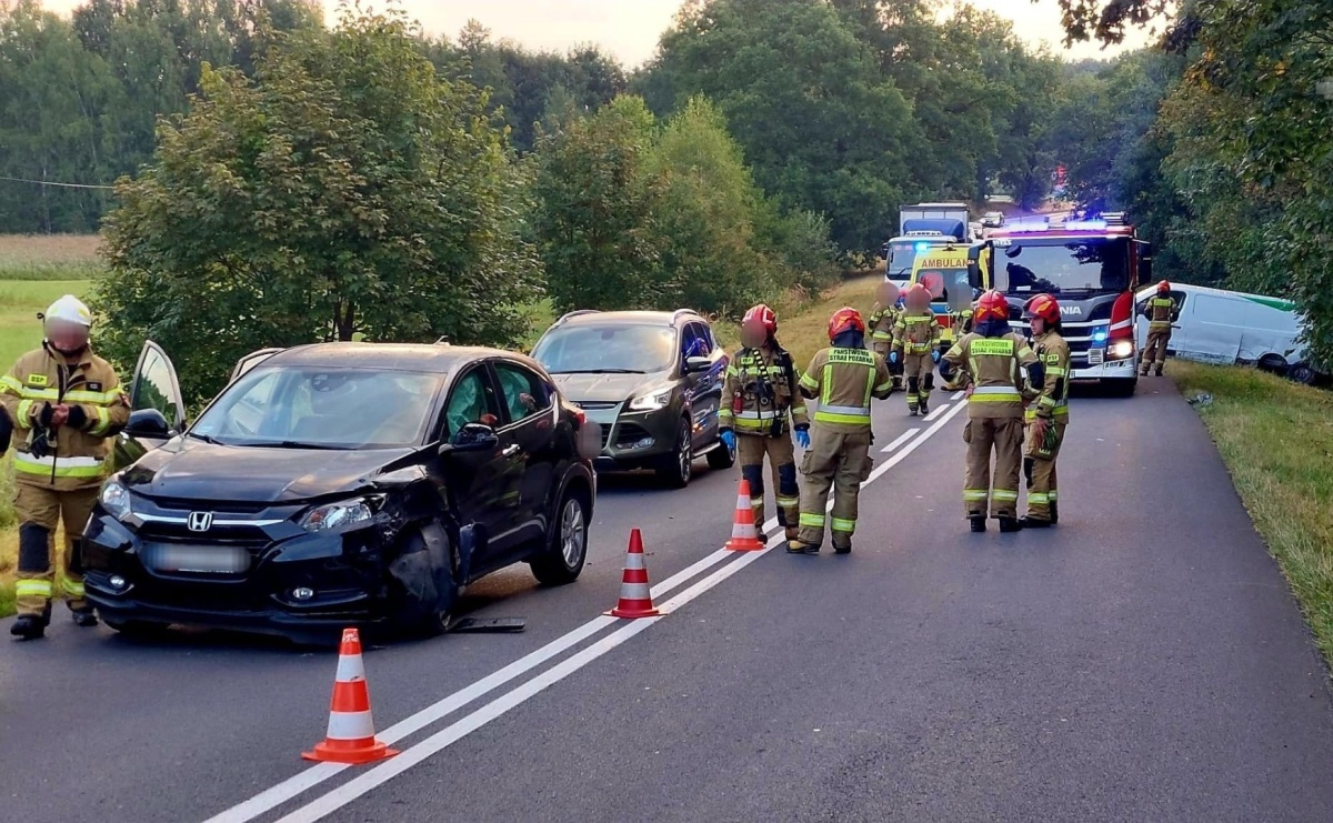 Wypadek w Rzuchowie. Droga wojewódzka nr 935 była zablokowana - Serwis informacyjny z Raciborza - naszraciborz.pl