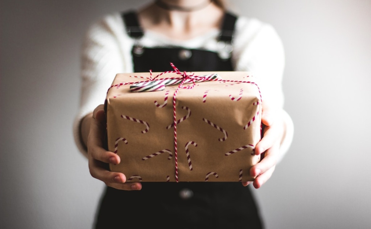 Prezenty świąteczne dla firm – jak wyróżnić się w oczach klientów i pracowników? - Serwis informacyjny z Raciborza - naszraciborz.pl
