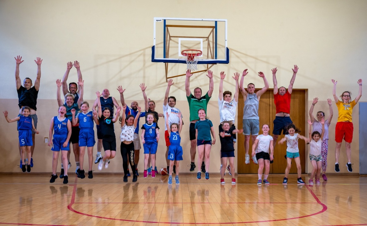 Treningi pełne radości i energii – MiniBasketball zaprasza dzieci i młodzież! - Serwis informacyjny z Raciborza - naszraciborz.pl
