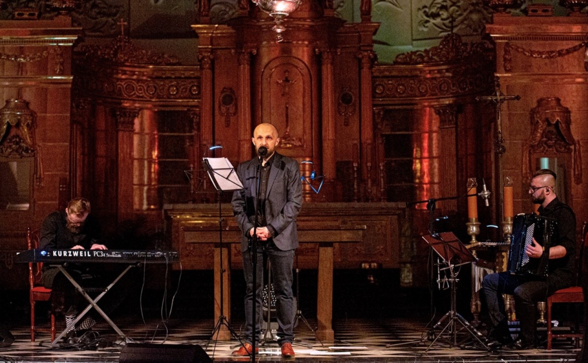 Śmierć szczęśliwa - monodram w kościele św. Jakuba - Serwis informacyjny z Raciborza - naszraciborz.pl