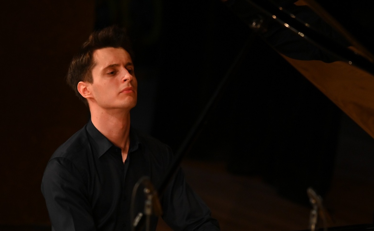 Koncert Michała Basisty w ramach obchodów 80-lecia Ekonomika [FOTO i WIDEO] - Serwis informacyjny z Raciborza - naszraciborz.pl