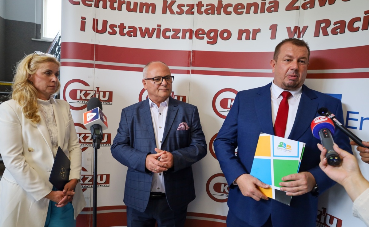 Długo oczekiwany remont Gastronomika rusza – powiat inwestuje w ekologię i oszczędność energii - Serwis informacyjny z Raciborza - naszraciborz.pl