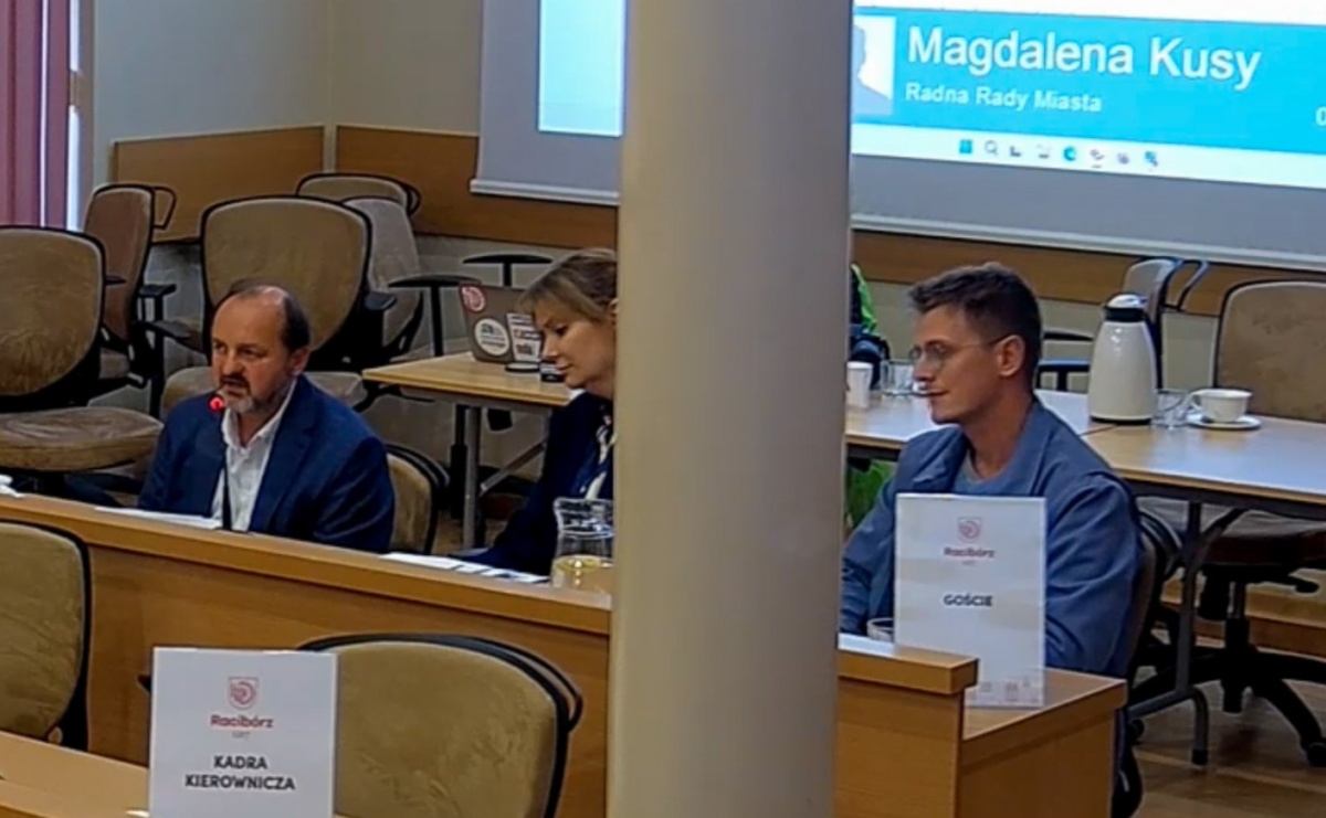 Śmieciarki pod ostrzałem. Groźba strajku w PK podgrzała atmosferę w radzie miasta - Serwis informacyjny z Raciborza - naszraciborz.pl