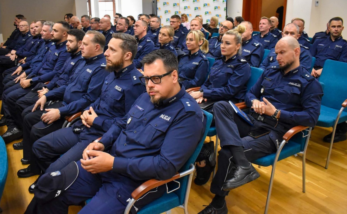 Racibórz. III Śląskie seminarium – podmiot policyjnych działań i prawa człowieka w cyfrowej rzeczywistości - Serwis informacyjny z Raciborza - naszraciborz.pl