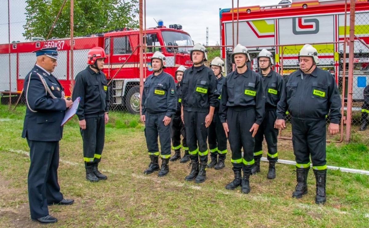 Strażacka przyjaźń bez granic. Gminne zawody sportowo-pożarnicze w Pogrzebieniu - Serwis informacyjny z Raciborza - naszraciborz.pl