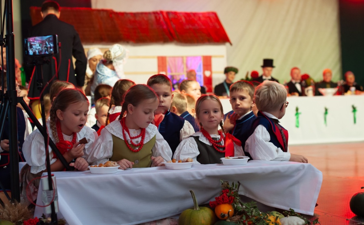 Wesele śląskie w Pietrowicach Wielkich zachwyciło publiczność - Serwis informacyjny z Raciborza - naszraciborz.pl