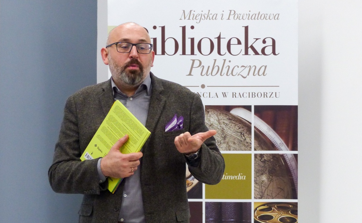 Autor książek o kocie Cukierku odwiedzi Klub Ojca - Serwis informacyjny z Raciborza - naszraciborz.pl