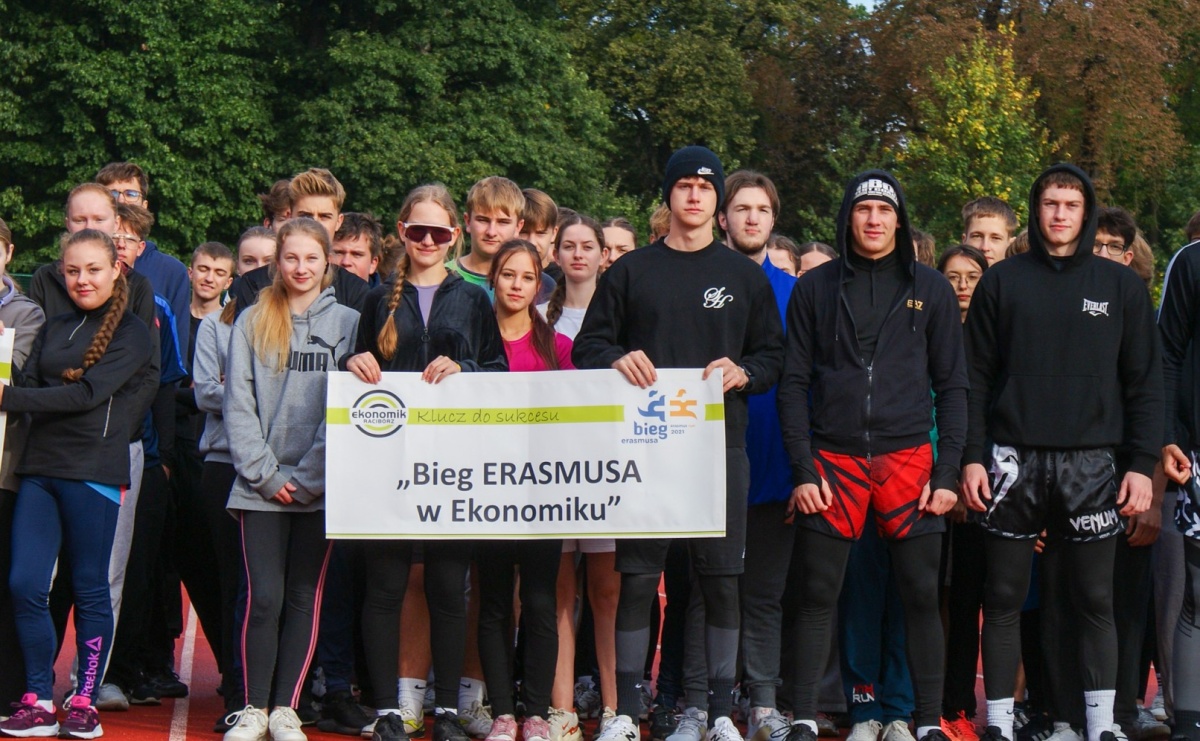 Ekonomik nie zwalnia tempa – ponad 600 km w Biegu Erasmusa - Serwis informacyjny z Raciborza - naszraciborz.pl