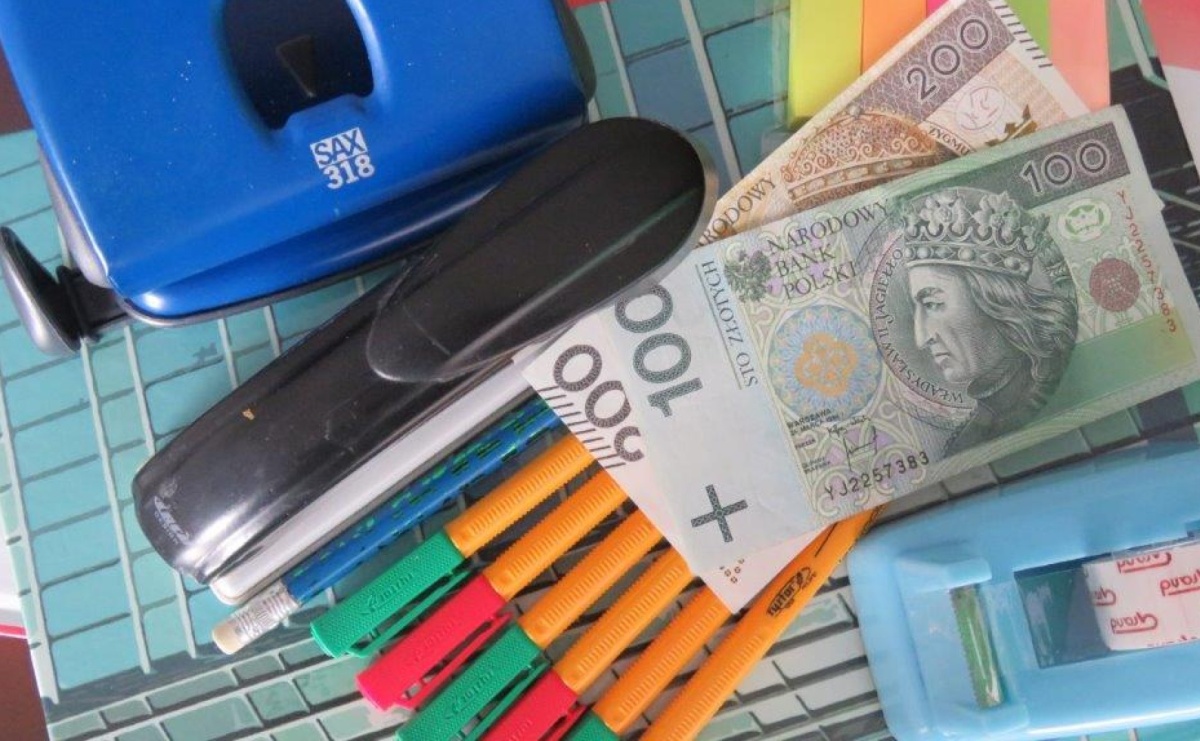 Wnioski o 300 plus tylko do 30 listopada  - Serwis informacyjny z Raciborza - naszraciborz.pl