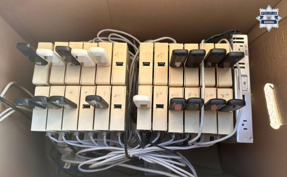 Zatrzymany haker z Ukrainy łamał hasła i wyłudzał pieniądze metodą na BLIK - Serwis informacyjny z Raciborza - naszraciborz.pl