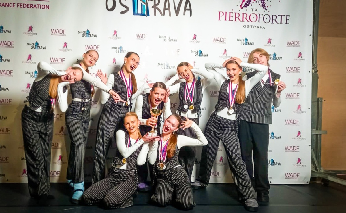 Zespół Taneczny SKAZA Mistrzem Pucharu Świata i Mistrzem Europy WADF! - Serwis informacyjny z Raciborza - naszraciborz.pl