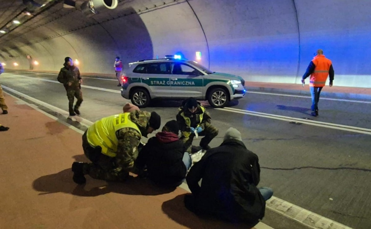 Ćwiczenia Tunele Drogowe 2025 – Zwardoń (Laliki), tunel Emilia - Serwis informacyjny z Raciborza - naszraciborz.pl