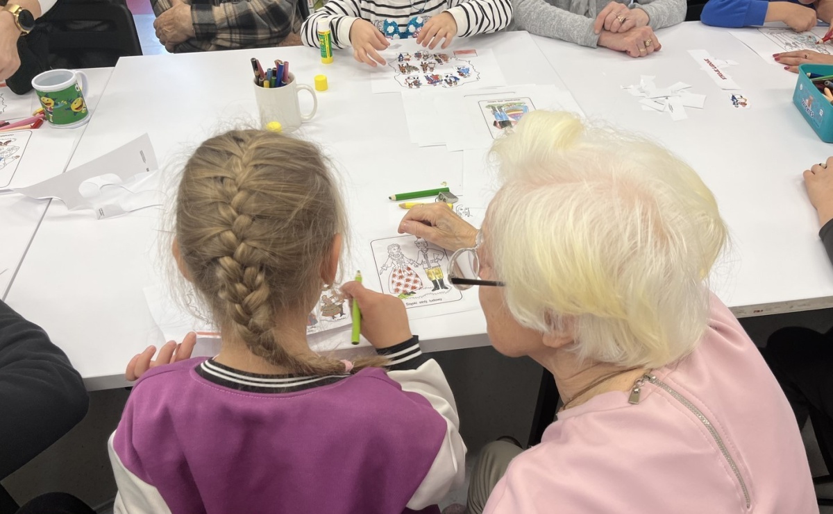 Biblioteka łączy pokolenia - Serwis informacyjny z Raciborza - naszraciborz.pl