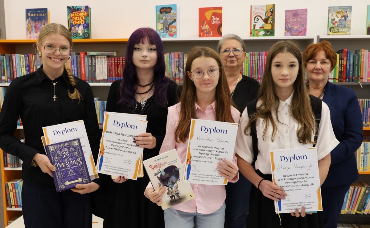 Kto został Mistrzem Kaligrafii? Za nami XII Powiatowy Konkurs Pięknego Pisania w bibliotece - Serwis informacyjny z Raciborza - naszraciborz.pl