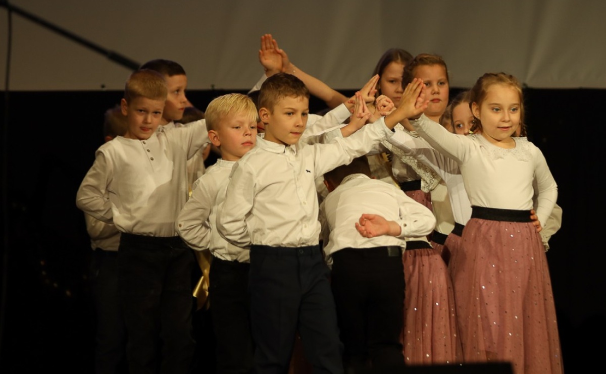 50-lecie Przedszkola nr 3 w Raciborzu w RCK Strzecha [FOTO i WIDEO] - Serwis informacyjny z Raciborza - naszraciborz.pl