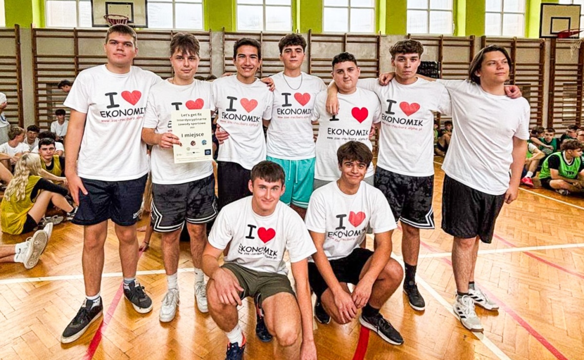 Sport bez granic – polsko-czeskie zmagania młodzieży w raciborskim Ekonomiku - Serwis informacyjny z Raciborza - naszraciborz.pl