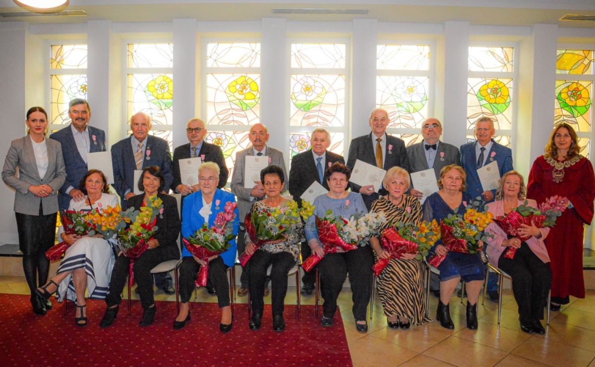 Złote gody w Raciborzu - osiem par świętowało w USC - Serwis informacyjny z Raciborza - naszraciborz.pl