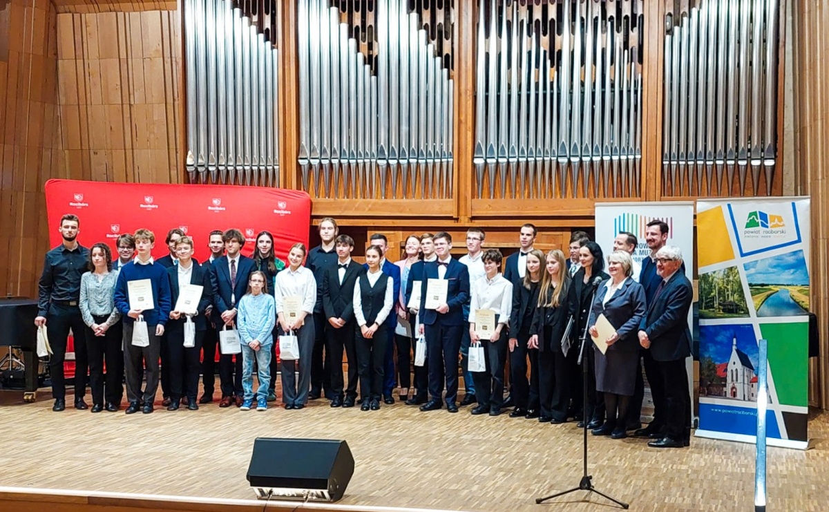 Transgraniczna muzyczna rywalizacja na najwyższym poziomie – VII Konkurs Organowy w Raciborzu rozstrzygnięty - Serwis informacyjny z Raciborza - naszraciborz.pl
