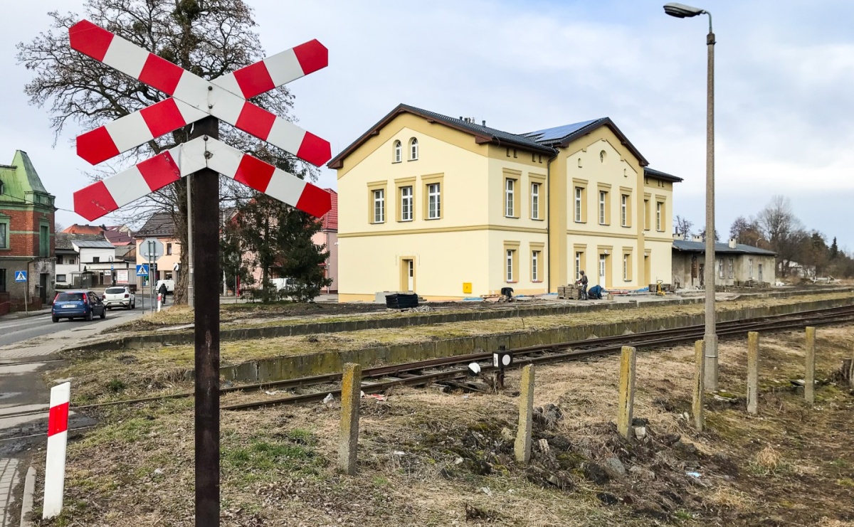 Rewtalizacja linii kolejowej Racibórz – Racławice Śląskie. Ratusz odpowiada na pytania radnego - Serwis informacyjny z Raciborza - naszraciborz.pl