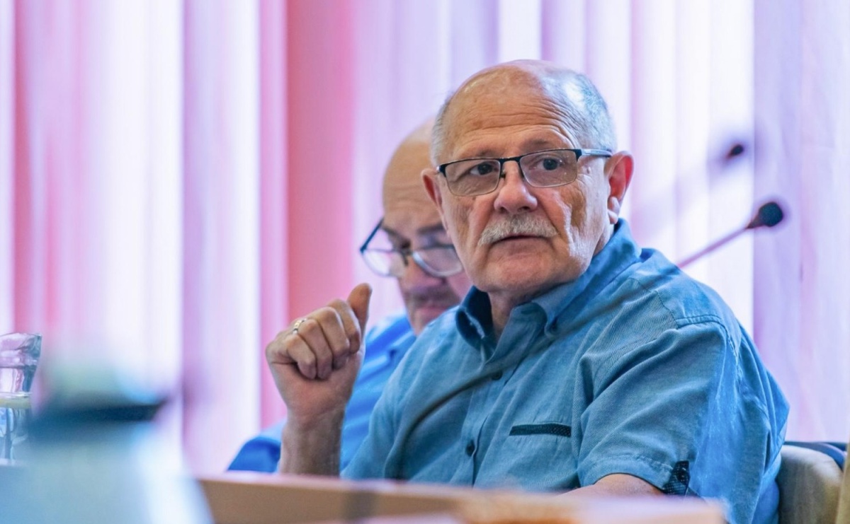 Problemy komunikacyjne na Ocicach. Radny Mainusz apeluje o bezpieczne drogi dla dzieci i regulację ruchu w dzielnicy - Serwis informacyjny z Raciborza - naszraciborz.pl