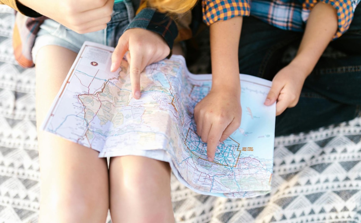 Najpopularniejsze kierunki kolonii i obozów młodzieżowych w 2026 roku - Serwis informacyjny z Raciborza - naszraciborz.pl