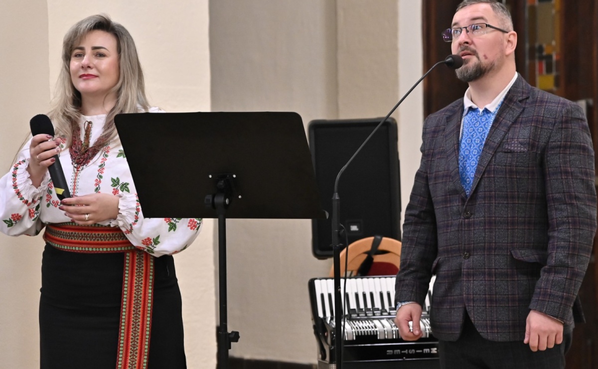 Muzyka, która łączy serca – zespół Topolany z Ukrainy w raciborskim Kościele NSPJ - Serwis informacyjny z Raciborza - naszraciborz.pl
