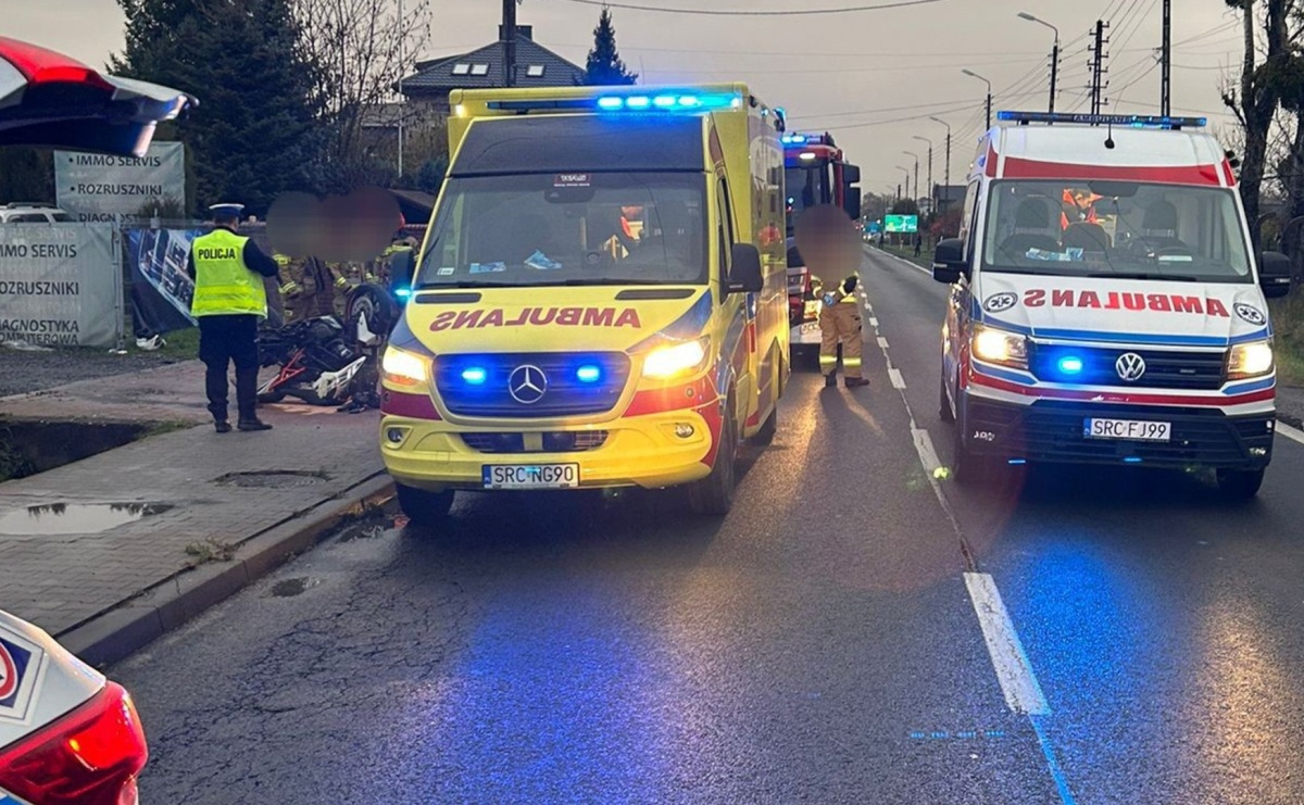 Poważne zdarzenie drogowe na ul. Bogumińskiej w Raciborzu. Dwie osoby trafiły do szpitala - Serwis informacyjny z Raciborza - naszraciborz.pl