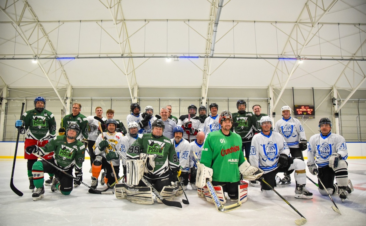 Dragons Pszów pokonali Orły OSiR-u Racibórz. Hokej wrócił na Piastor [FOTO] - Serwis informacyjny z Raciborza - naszraciborz.pl