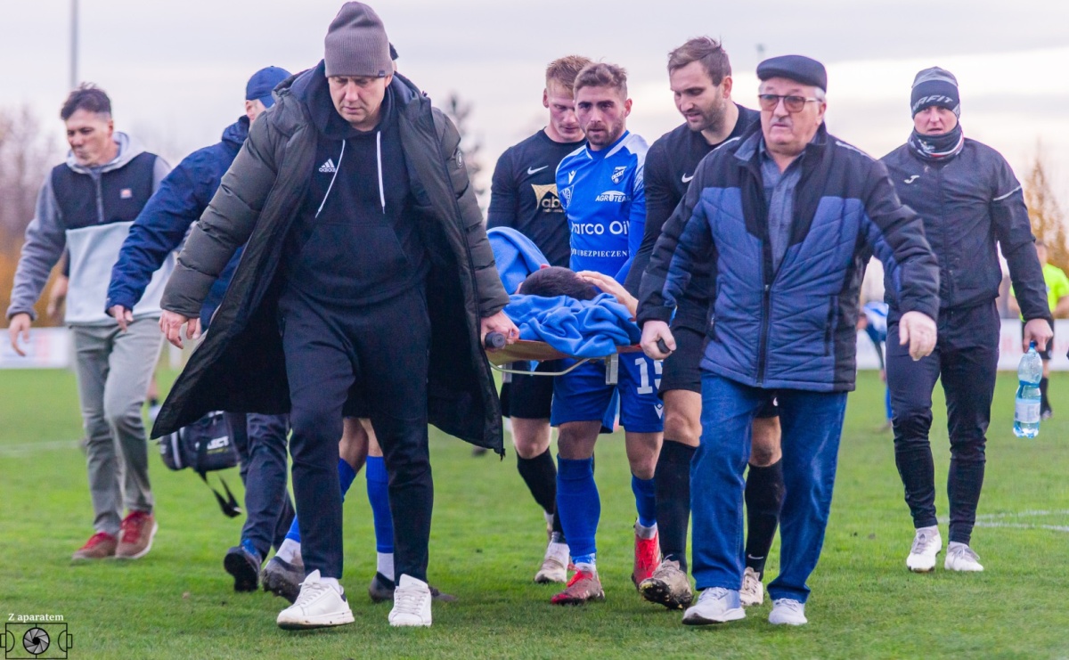 Unia Racibórz pokonała Czarnych Gorzyce. Przy Srebrnej polała się krew! - Serwis informacyjny z Raciborza - naszraciborz.pl