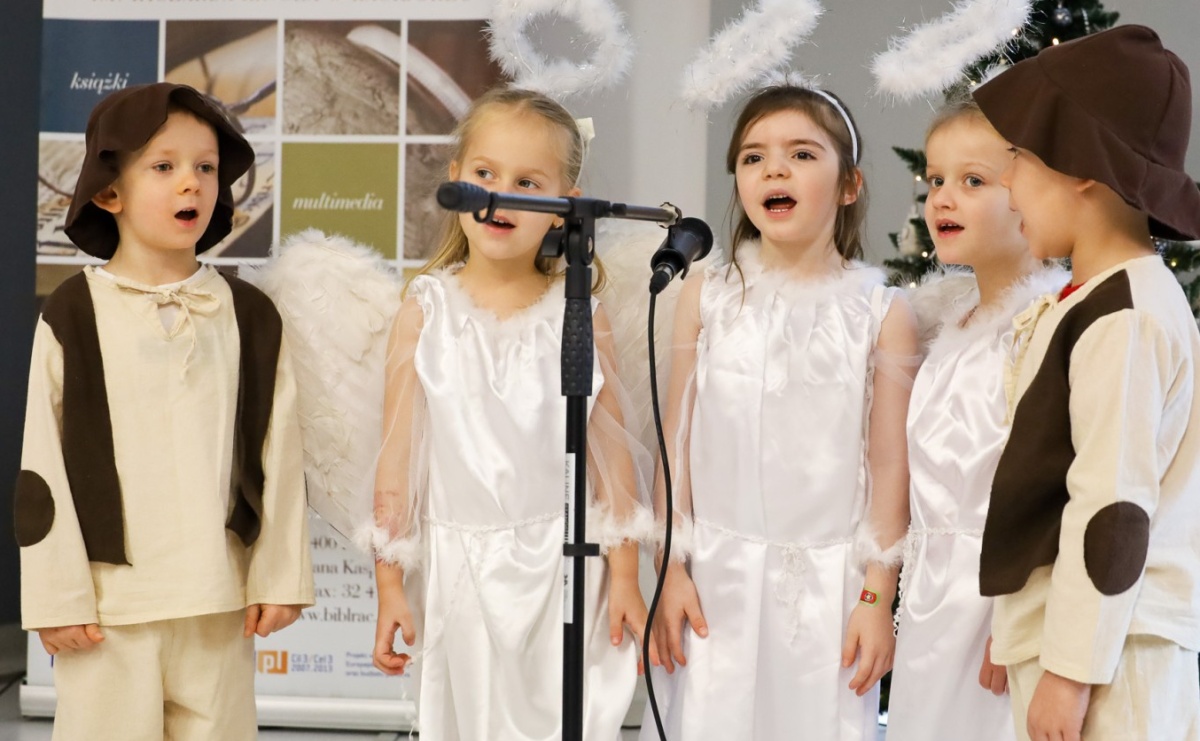 XXIV Międzyprzedszkolny Przegląd Kolęd w bibliotece – ruszyły zapisy - Serwis informacyjny z Raciborza - naszraciborz.pl