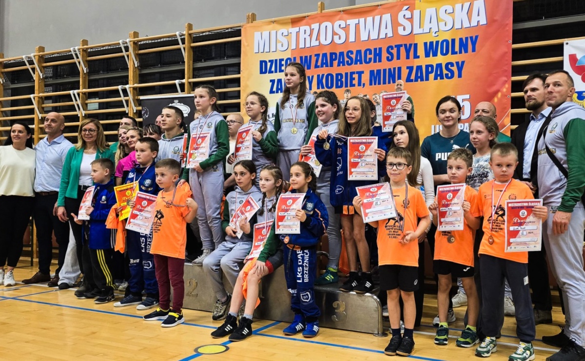 Mistrzostwa Śląska Dzieci w zapasach w Grzegorzowicach - Serwis informacyjny z Raciborza - naszraciborz.pl