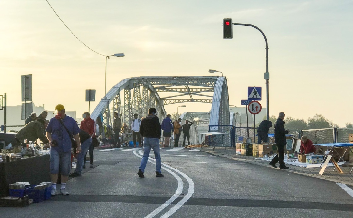 Wzrost zachorowań na wirusowe zapalenie wątroby typu A w Czechach. Ambasada RP ostrzega podróżnych - Serwis informacyjny z Raciborza - naszraciborz.pl