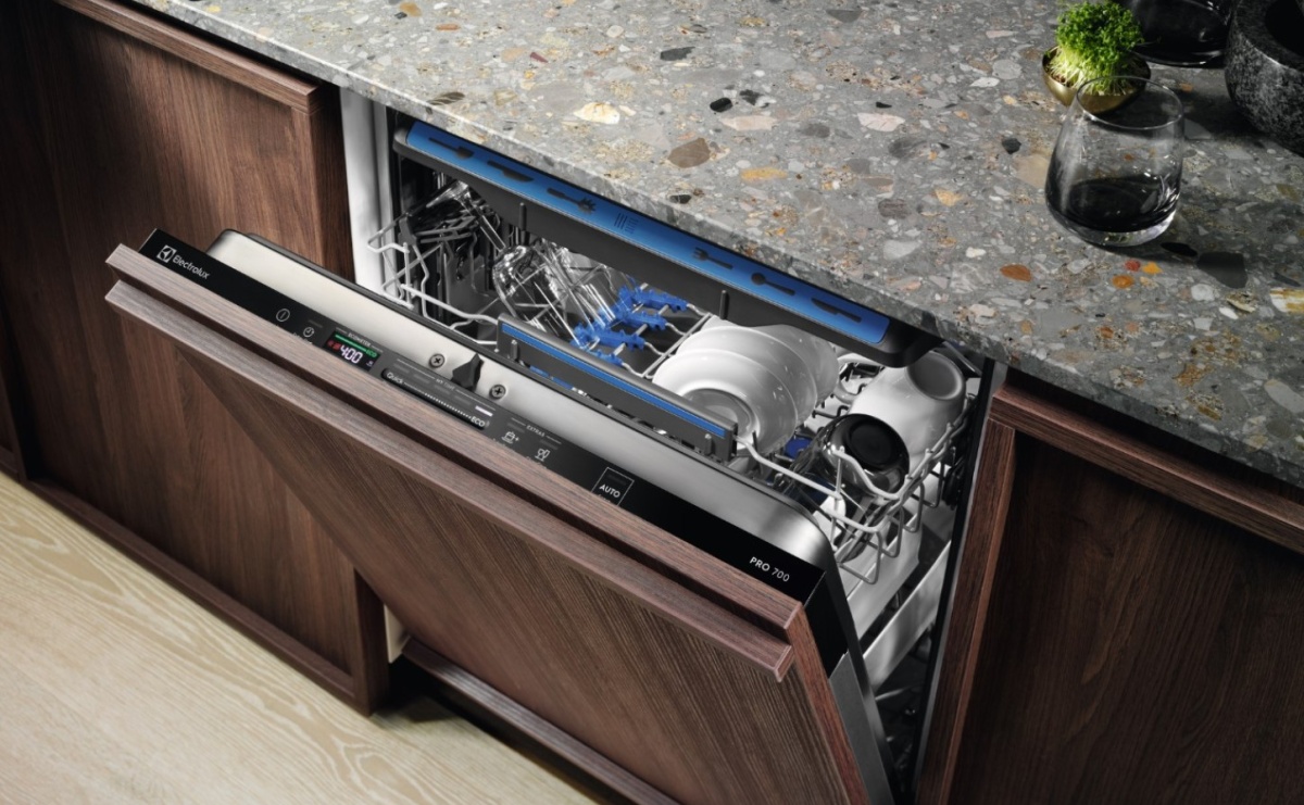 Czyste naczynia za każdym razem. Większa skuteczność zmywania z Electrolux - Serwis informacyjny z Raciborza - naszraciborz.pl