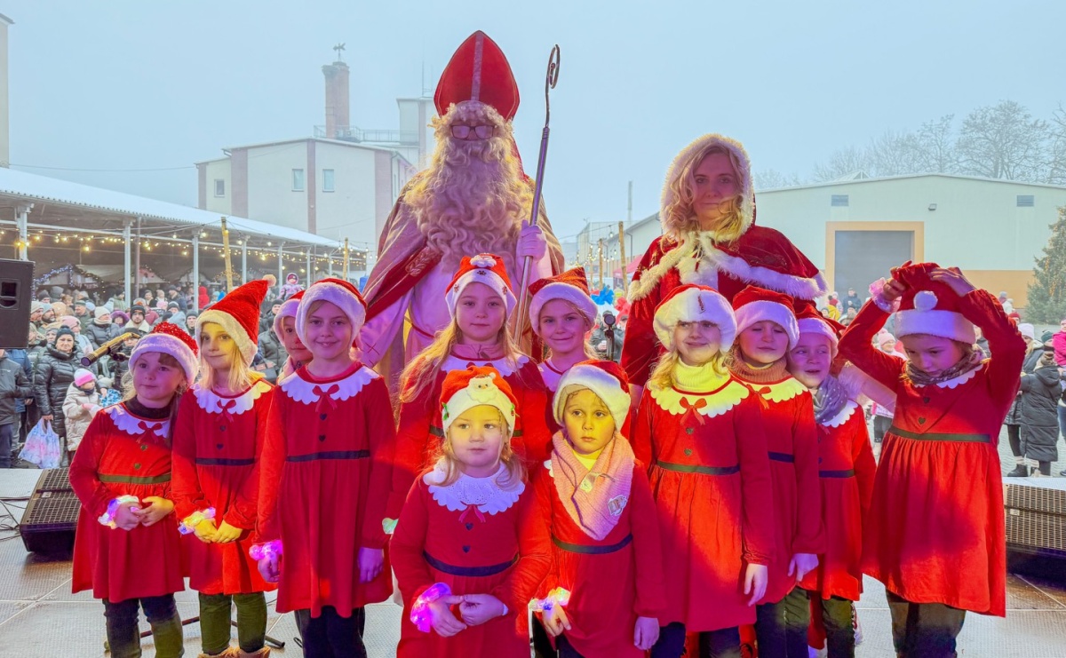 Kiermasz Bożonarodzeniowy w Pietrowicach Wielkich [FOTO i WIDEO] - Serwis informacyjny z Raciborza - naszraciborz.pl