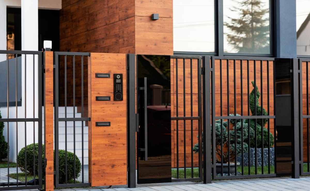 Poradnik: Jak wybrać idealne ogrodzenie w Rybniku – szeroki przegląd ofert i materiałów - Serwis informacyjny z Raciborza - naszraciborz.pl