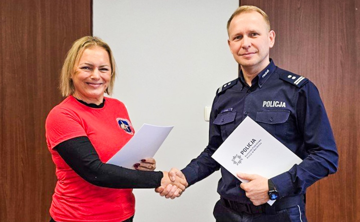 Policjanci z Raciborza podpisali porozumienie z ratownikami-poszukiwaczami - Serwis informacyjny z Raciborza - naszraciborz.pl