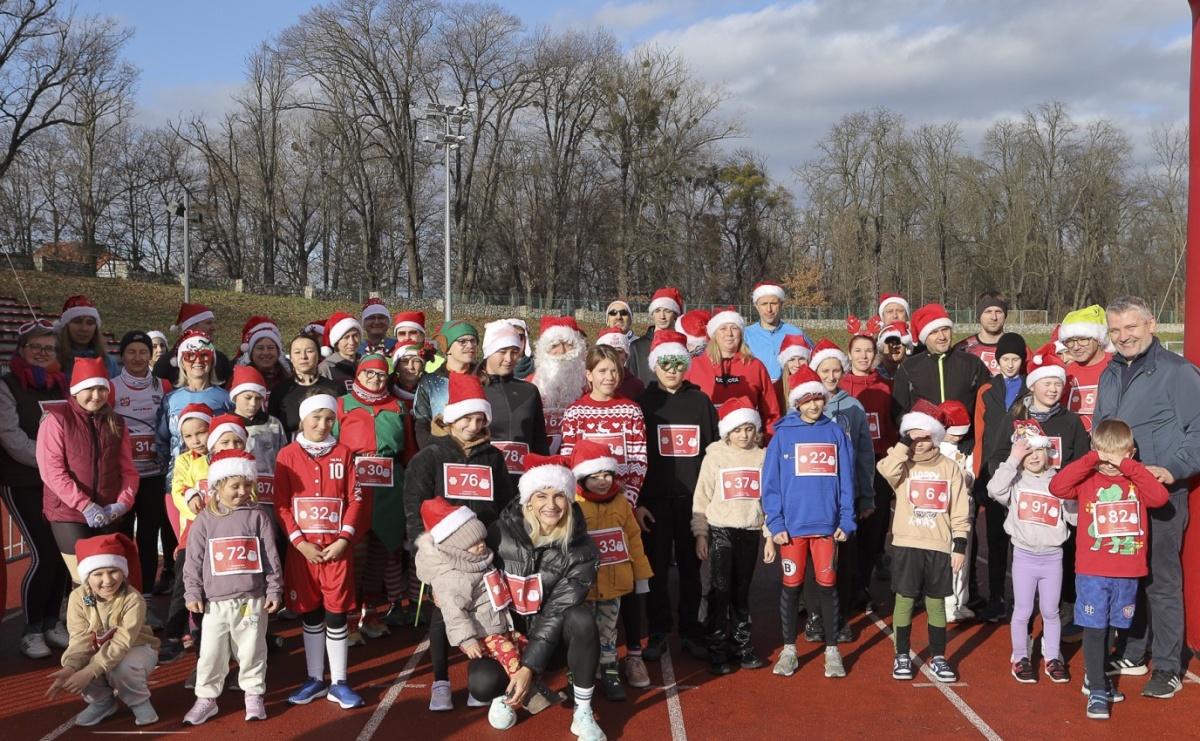 Bieg Mikołajkowy z Justyną Święty-Ersetic - Serwis informacyjny z Raciborza - naszraciborz.pl