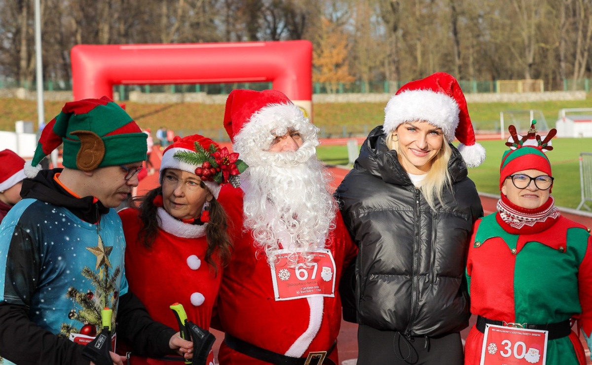 Bieg Mikołajkowy z Justyną Święty-Ersetic - Serwis informacyjny z Raciborza - naszraciborz.pl