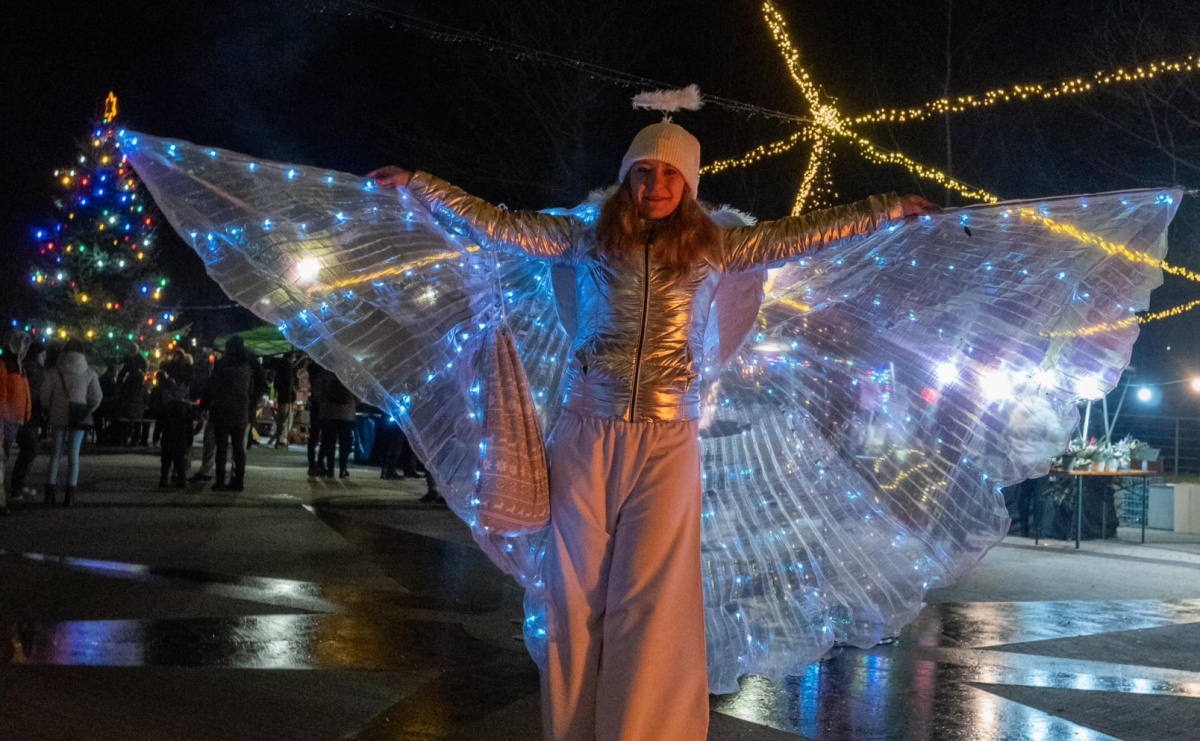 Jarmark świąteczny i przejazd udekorowanych aut w Kuźni Raciborskiej - Serwis informacyjny z Raciborza - naszraciborz.pl