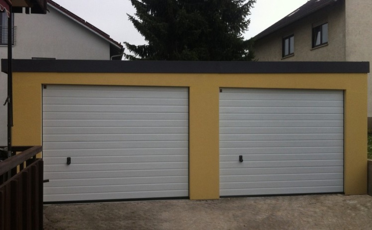 Garaże tynkowane vs. klasyczny blaszak – które rozwiązanie lepiej sprawdzi się w polskich warunkach? - Serwis informacyjny z Raciborza - naszraciborz.pl