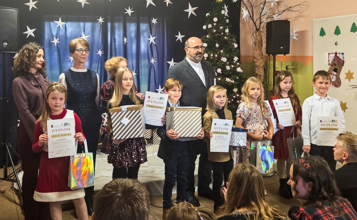 7. Powiatowy Konkurs Kolęd i Pastorałek Śpiewajmy Małemu! w Wojnowicach - Serwis informacyjny z Raciborza - naszraciborz.pl