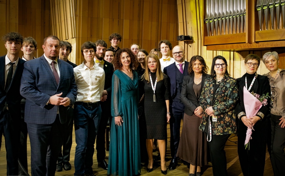 Jesteśmy z Kasprowicza. Jubileusz 80-lecia I Liceum Ogólnokształcącego w Raciborzu na bis! [FOTO i WIDEO] - Serwis informacyjny z Raciborza - naszraciborz.pl