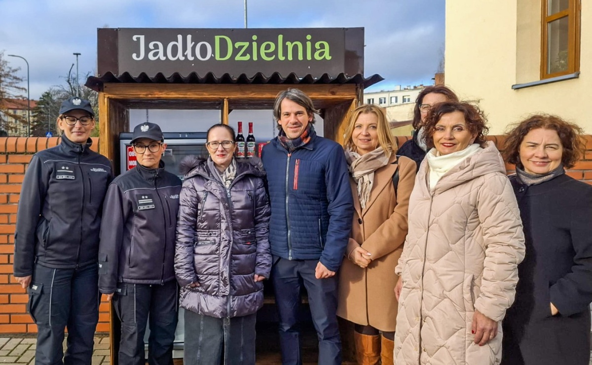 Oficjalne otwarcie jadłodzielni w Raciborzu. Działa przy pl. Wolności - Serwis informacyjny z Raciborza - naszraciborz.pl