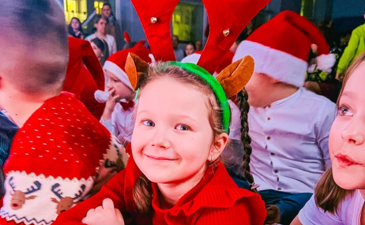 Świąteczny Kiermasz w Szkole Podstawowej nr 13 [FOTO] - Serwis informacyjny z Raciborza - naszraciborz.pl