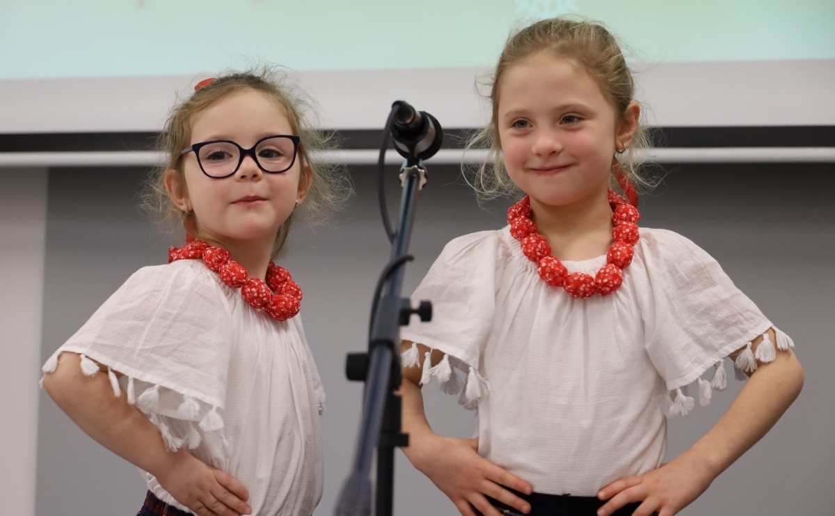 Hej kolęda, kolęda! XXIV Międzyprzedszkolny Przegląd Kolęd w bibliotece - Serwis informacyjny z Raciborza - naszraciborz.pl