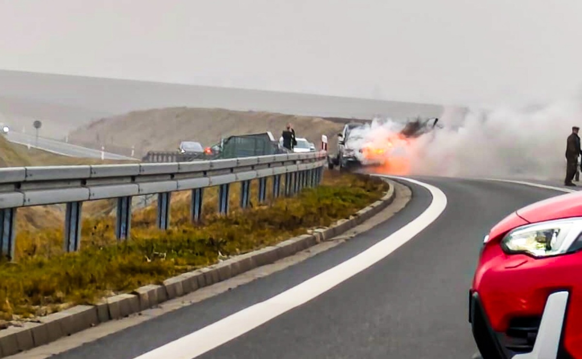 Pożar na obwodnicy Raciborza [RAPORT 998] - Serwis informacyjny z Raciborza - naszraciborz.pl